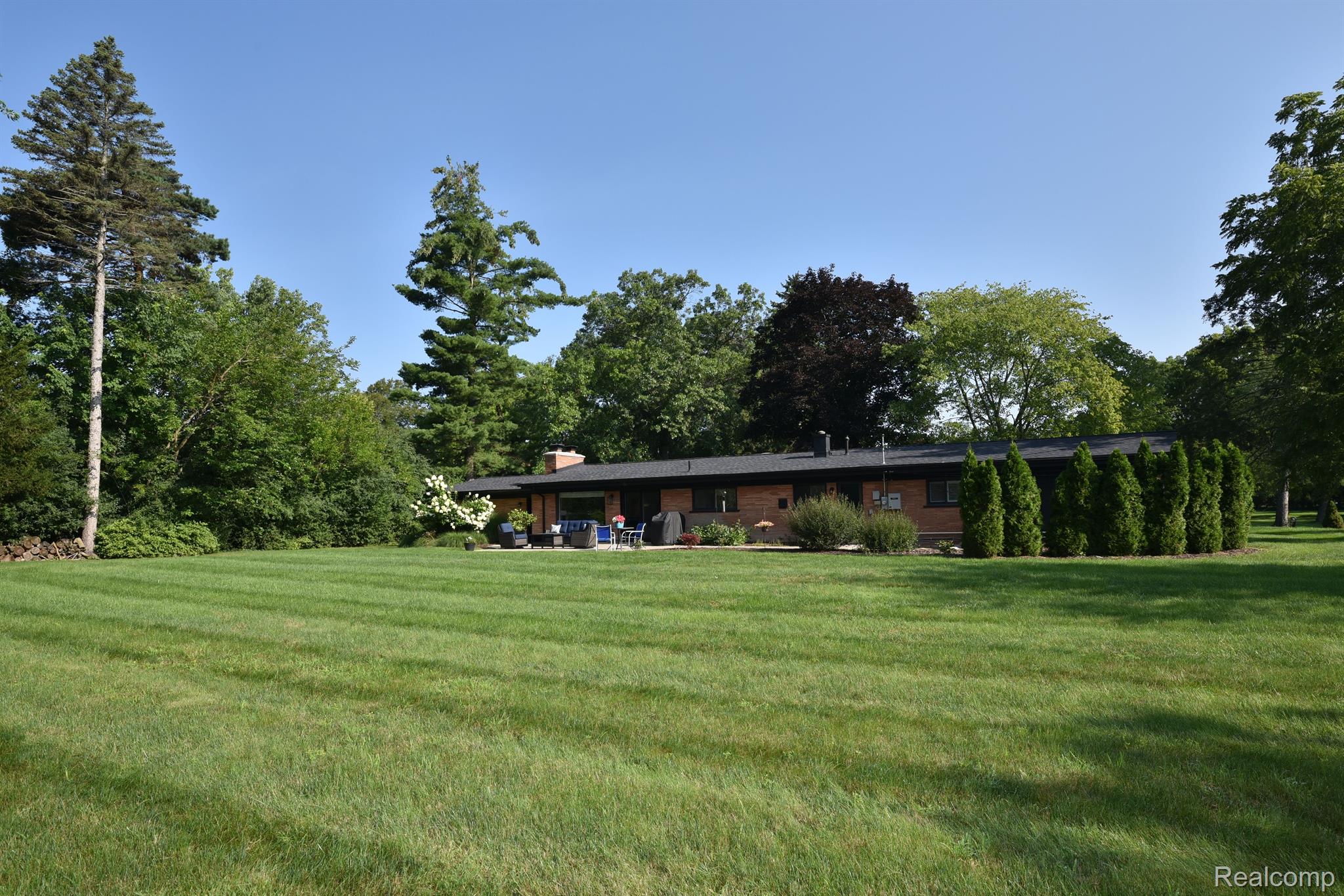 4635 Pickering Road Bloomfield Hills, MI 48301 - Photo 25 of 26 Gallery Image 25
