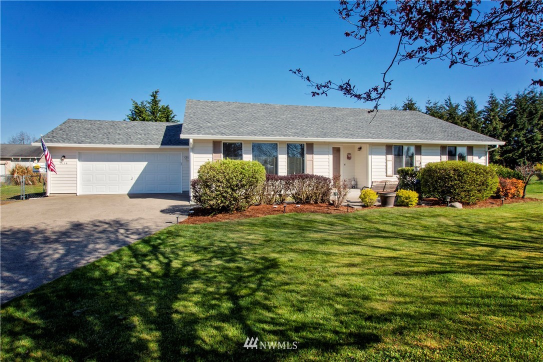9134 Applegate Loop Southwest Rochester, WA 98579 - Photo 1 of 28