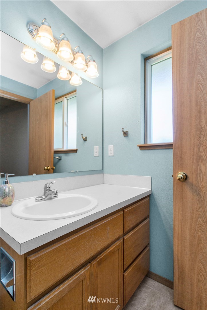 9134 Applegate Loop Southwest Rochester, WA 98579 - Photo 21 of 28