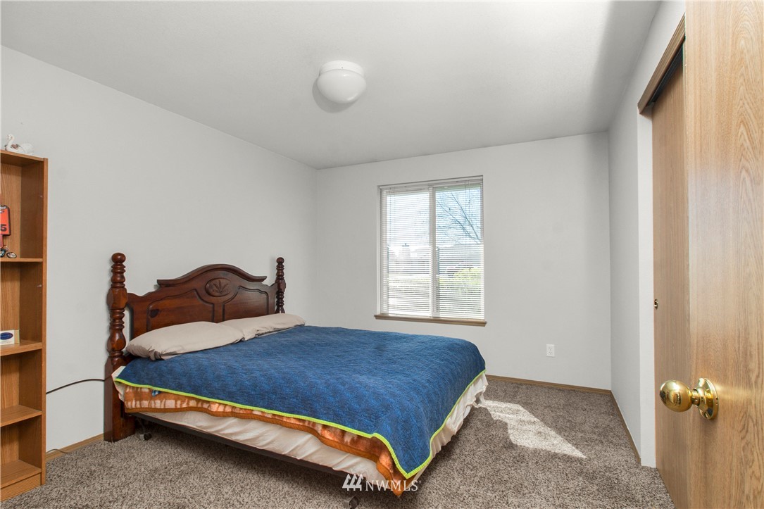 9134 Applegate Loop Southwest Rochester, WA 98579 - Photo 23 of 28