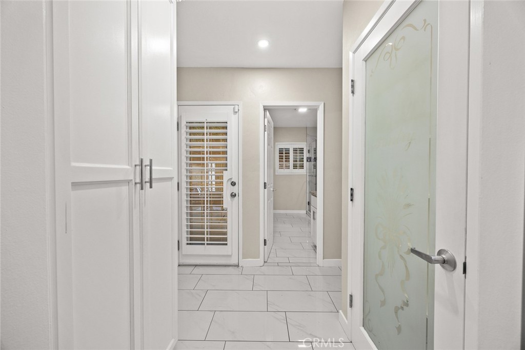 378 Patterson Drive Monrovia, CA 91016 - Photo 20 of 42 a view of bathroom with shower