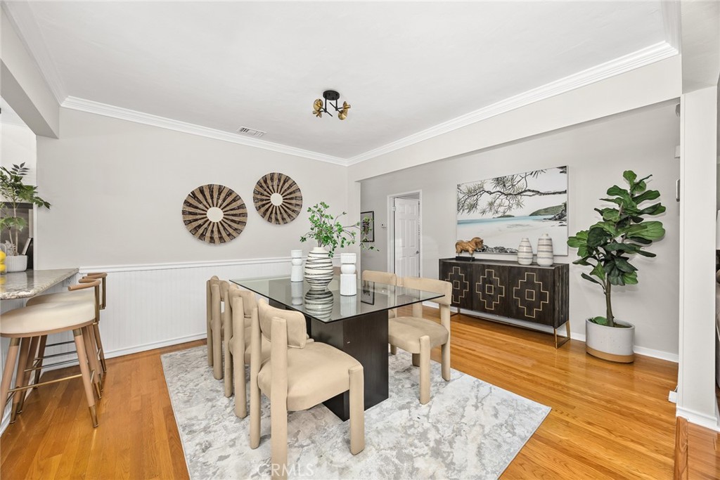 378 Patterson Drive Monrovia, CA 91016 - Photo 9 of 42 a view of a dining room with furniture