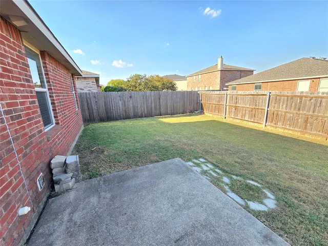 $2,100 | 8409 Cotton Valley Lane, Arlington, TX 76002