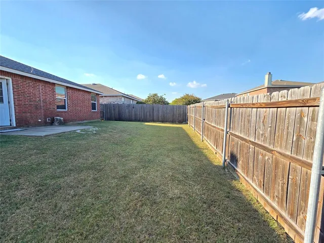 $2,100 | 8409 Cotton Valley Lane, Arlington, TX 76002