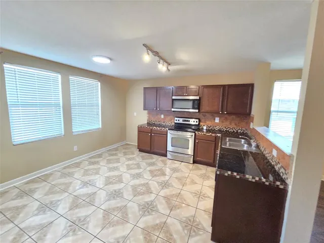 $2,100 | 8409 Cotton Valley Lane, Arlington, TX 76002