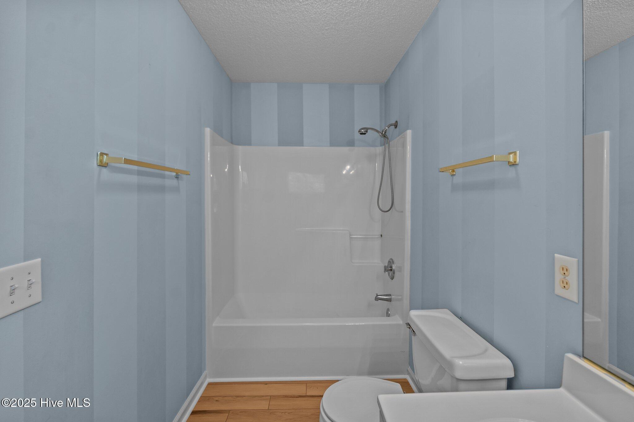 5134 Greenville Loop Road, Unit D Wilmington, NC 28409 - Photo 14 of 31 17-web-or-mls-DSC00148