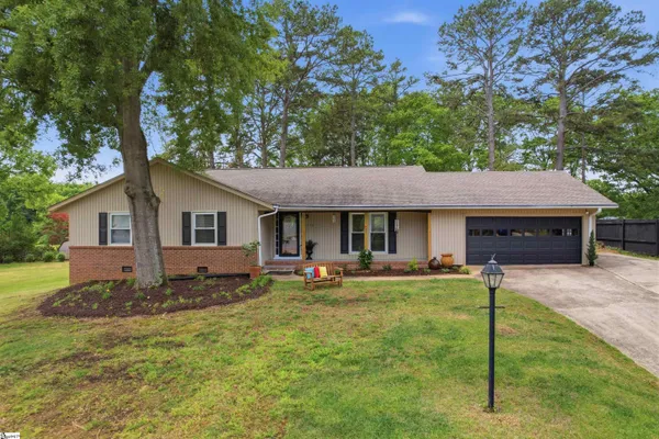 $320,000 | 110 Ashley Oaks Drive, Simpsonville, SC 29680