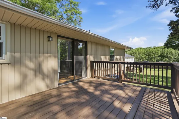 $320,000 | 110 Ashley Oaks Drive, Simpsonville, SC 29680