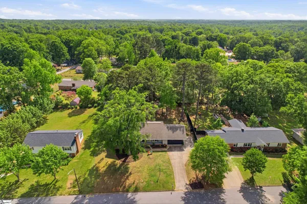 $320,000 | 110 Ashley Oaks Drive, Simpsonville, SC 29680