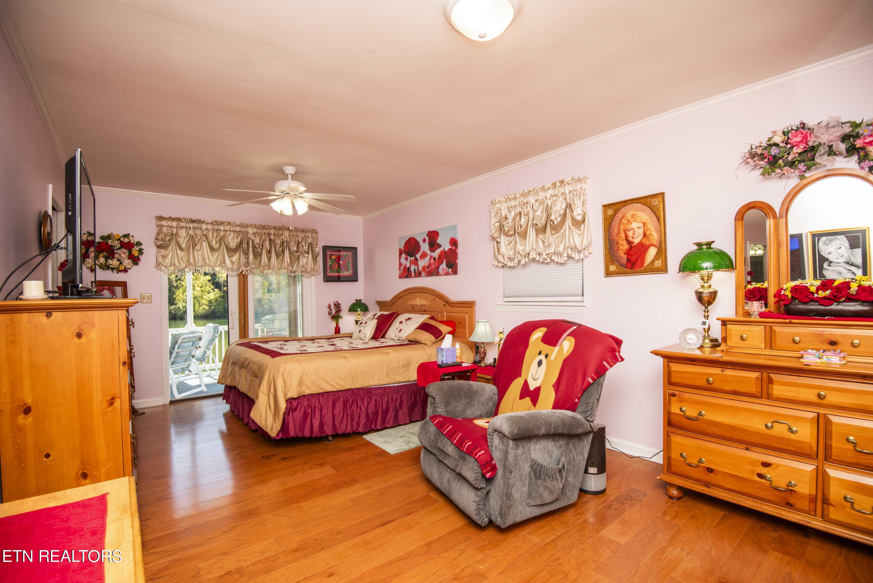 510 Riverside Drive Clinton, TN 37716 - Photo 19 of 55 master bed 4_1