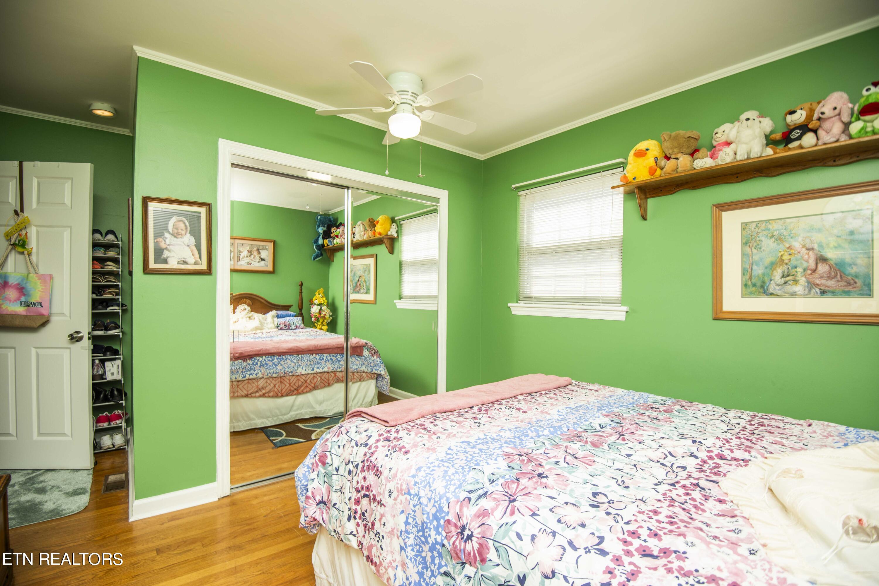 510 Riverside Drive Clinton, TN 37716 - Photo 29 of 55 second bed_1