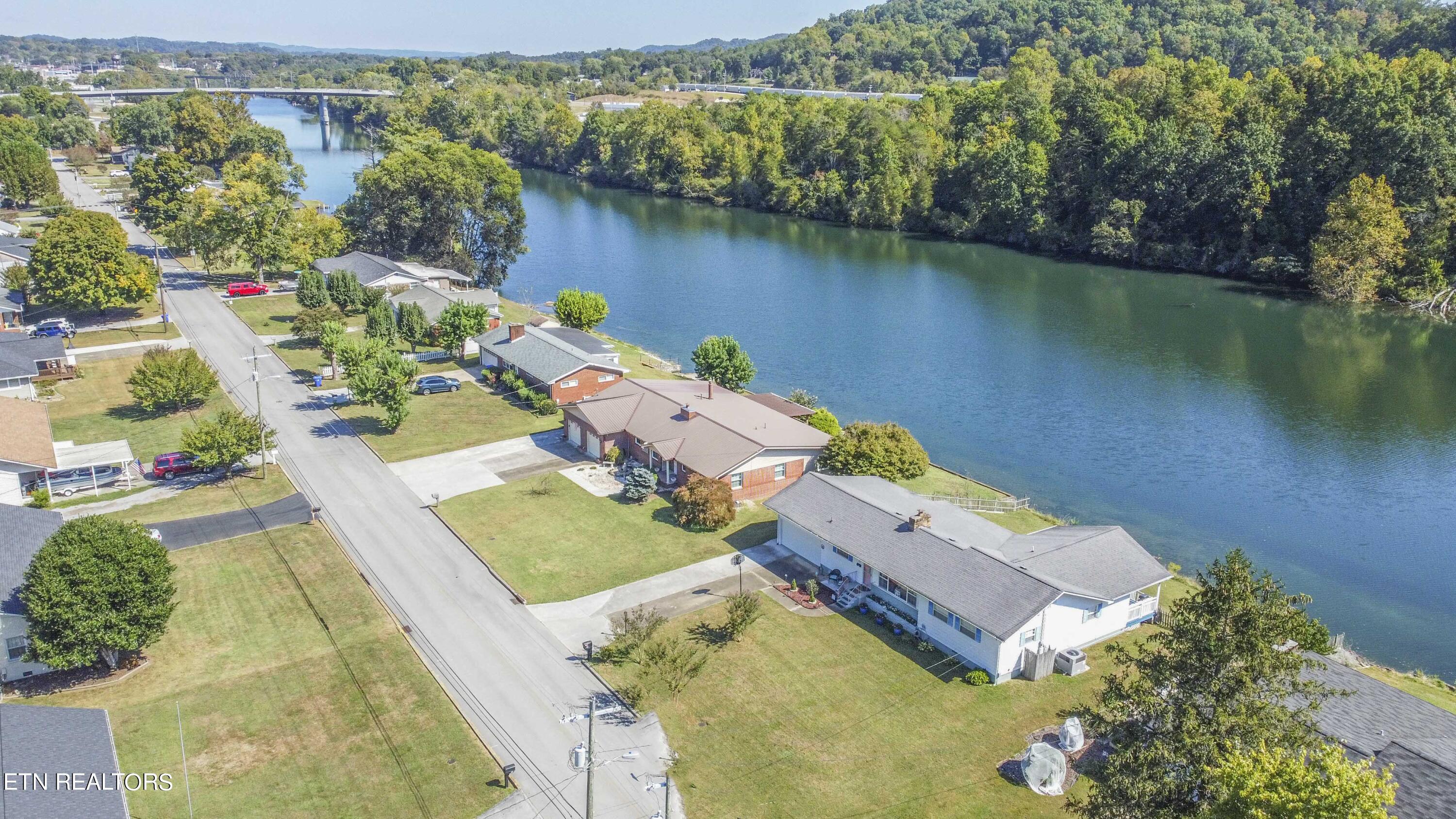 510 Riverside Drive Clinton, TN 37716 - Photo 38 of 55 drone 3_1