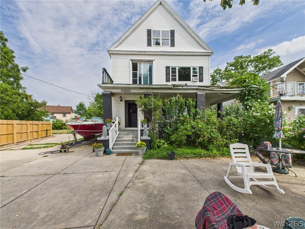 2403 Niagara Street Buffalo, NY 14207 - Photo 2 of 17