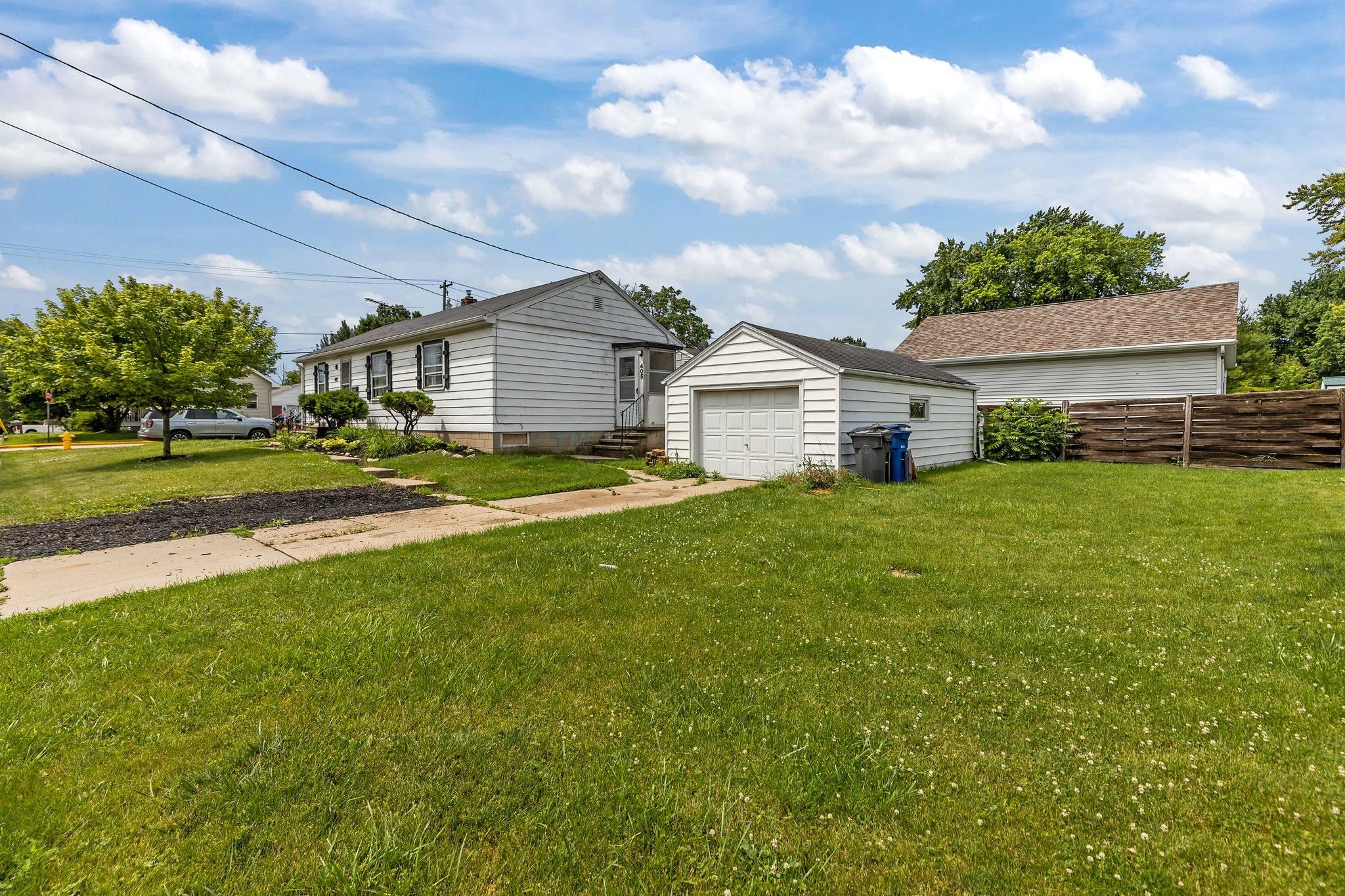 405 Buchanan Street Little Chute, WI 54140 - Photo 5 of 29