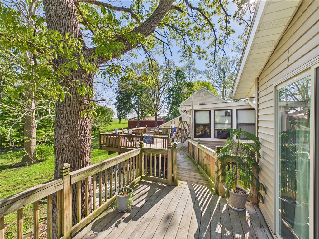 17 South Henson Road Villa Grove, IL 61956 - Photo 15 of 28