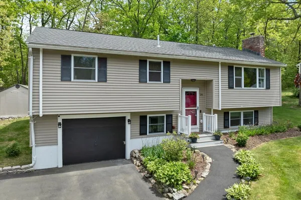 $519,900 | 24 Bedard Avenue, Derry, NH 03038
