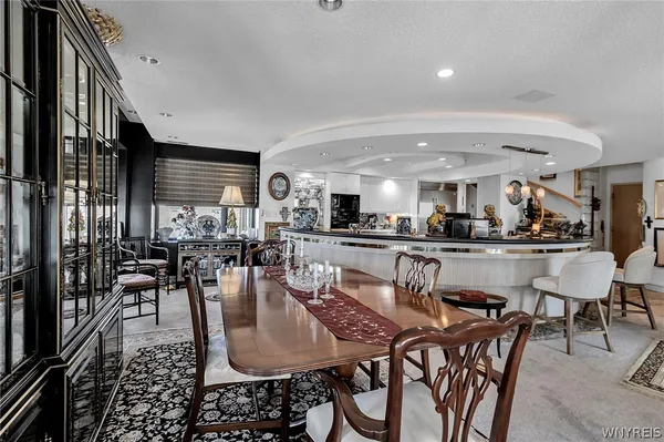 $920,000 | 40 Waterfront Circle, Unit 401, Buffalo, NY 14202