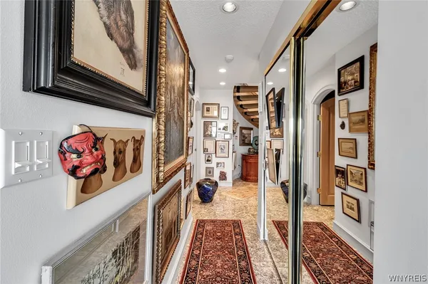 $920,000 | 40 Waterfront Circle, Unit 401, Buffalo, NY 14202