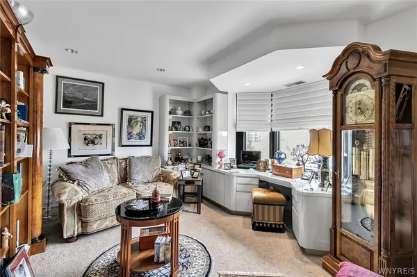 $920,000 | 40 Waterfront Circle, Unit 401, Buffalo, NY 14202