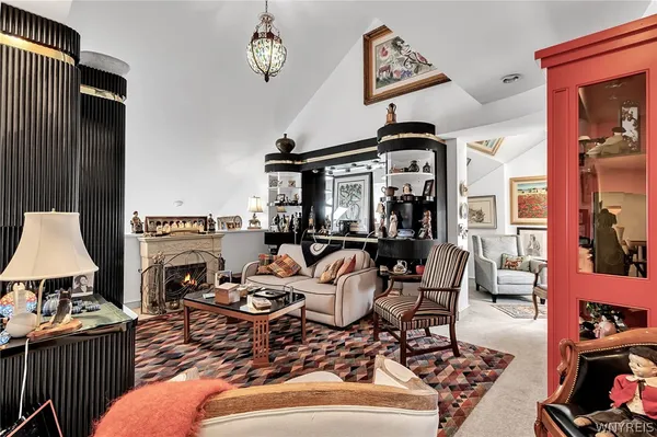 $920,000 | 40 Waterfront Circle, Unit 401, Buffalo, NY 14202