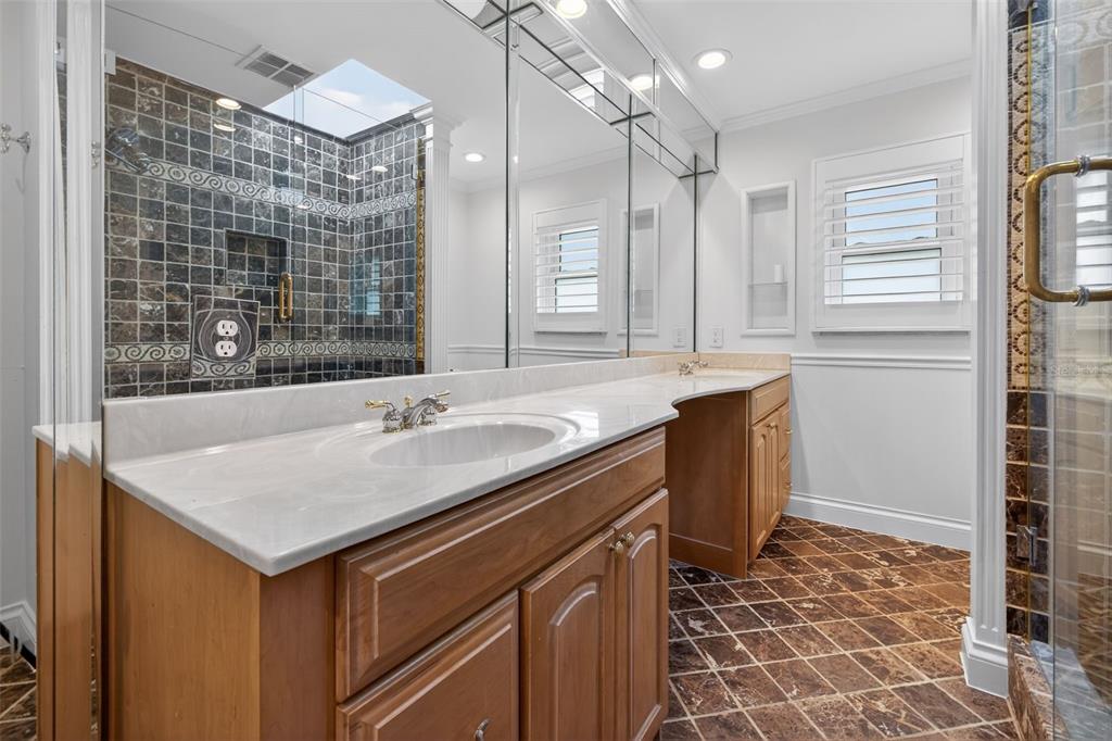 303 Roebling Road South Belleair, FL 33756 - Photo 17 of 33