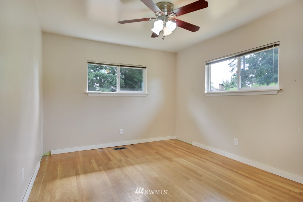 17254 117th Avenue Southeast Renton, WA 98058 - Photo 18 of 25 Gallery Image 18