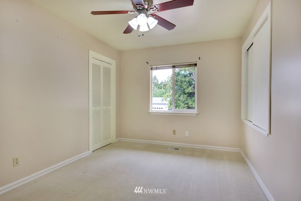 17254 117th Avenue Southeast Renton, WA 98058 - Photo 20 of 25 Gallery Image 20