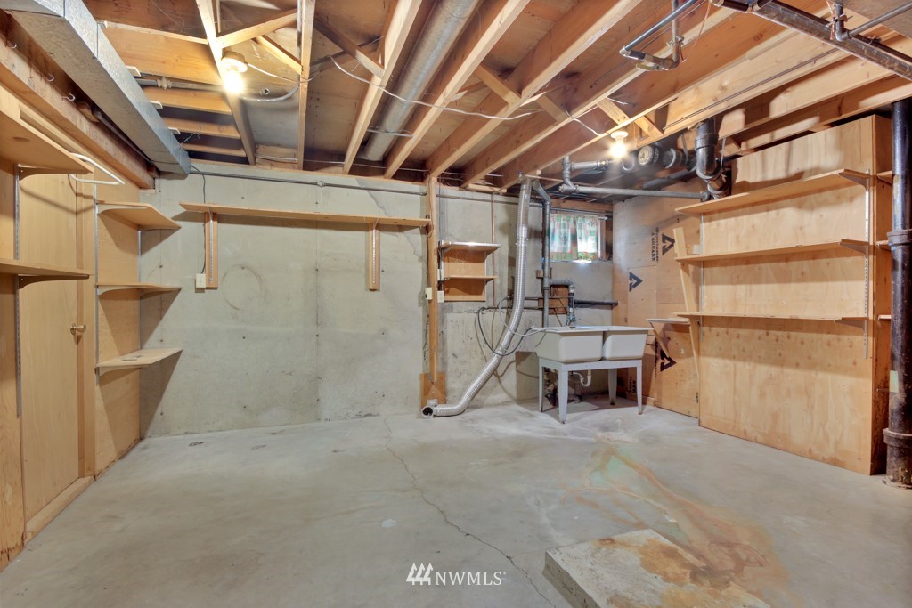 17254 117th Avenue Southeast Renton, WA 98058 - Photo 22 of 25 Gallery Image 22