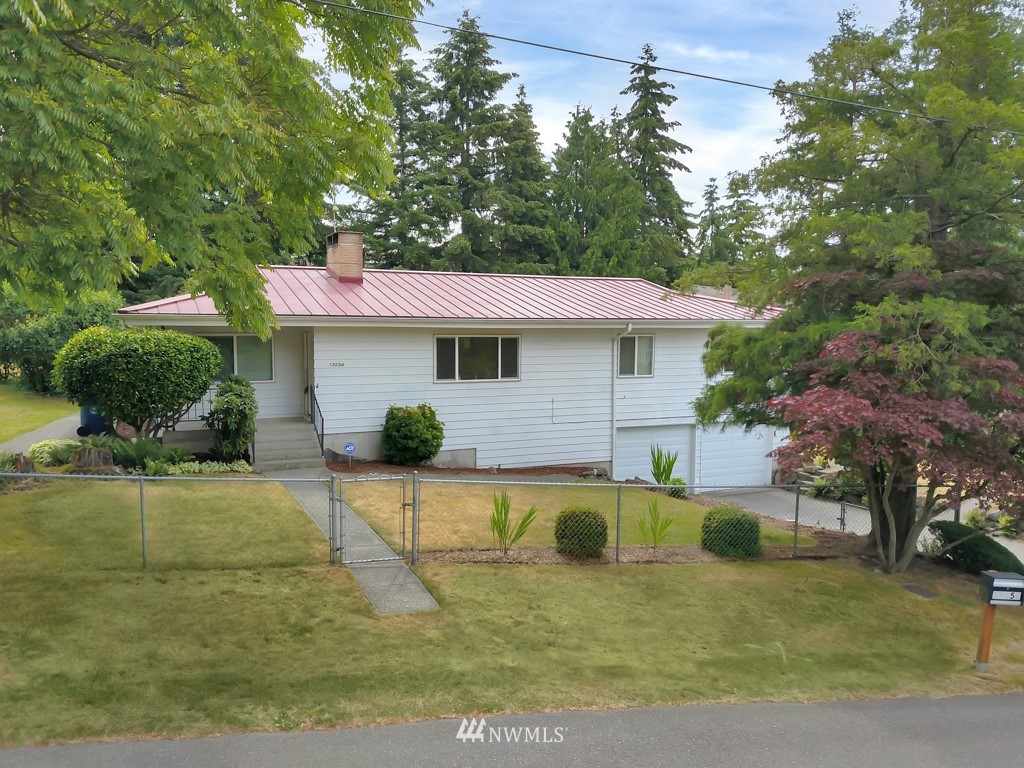 17254 117th Avenue Southeast Renton, WA 98058 - Photo 6 of 25 Gallery Image 6