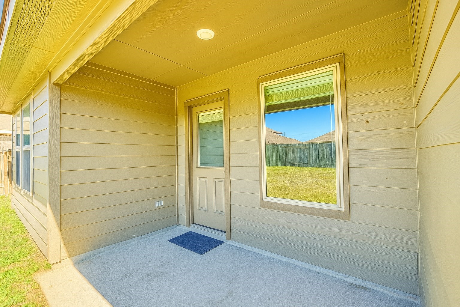 1714 Cooper Bluff Court Rosenberg, TX 77469 - Photo 17 of 21 a view of a small space