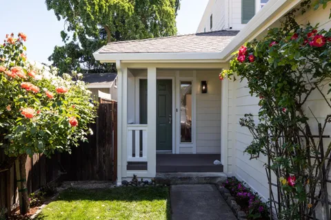 $1,868,000 | 1023 Roosevelt Avenue, Redwood City, CA 94061