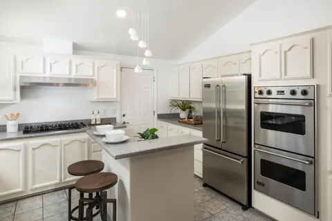 $1,868,000 | 1023 Roosevelt Avenue, Redwood City, CA 94061