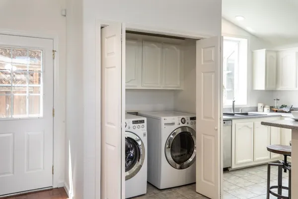 $1,868,000 | 1023 Roosevelt Avenue, Redwood City, CA 94061