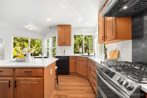 $1,075,000 | 7018 Allman Avenue Southeast, Snoqualmie, WA 98065