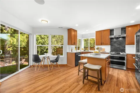 $1,075,000 | 7018 Allman Avenue Southeast, Snoqualmie, WA 98065