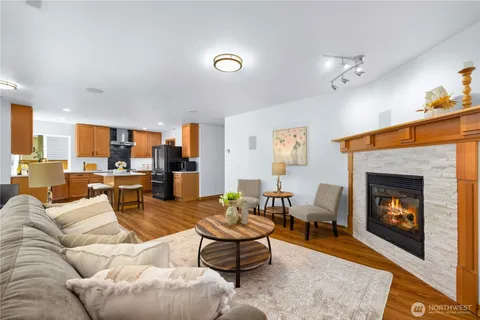 $1,075,000 | 7018 Allman Avenue Southeast, Snoqualmie, WA 98065