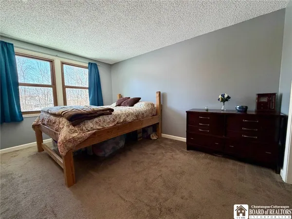 $330,000 | 6912 Brandywine Drive, Evans, NY 14047