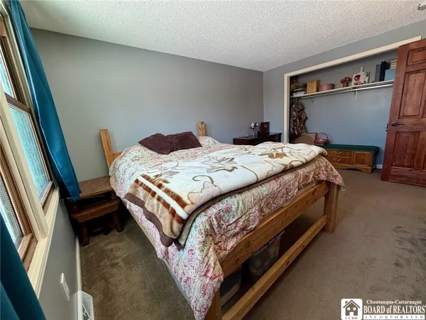 $330,000 | 6912 Brandywine Drive, Evans, NY 14047