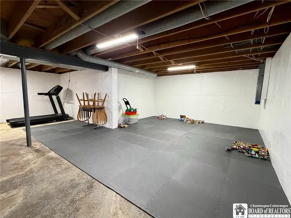 $330,000 | 6912 Brandywine Drive, Evans, NY 14047