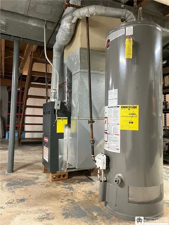 $330,000 | 6912 Brandywine Drive, Evans, NY 14047