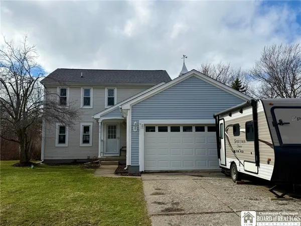 $330,000 | 6912 Brandywine Drive, Evans, NY 14047