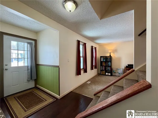 $330,000 | 6912 Brandywine Drive, Evans, NY 14047