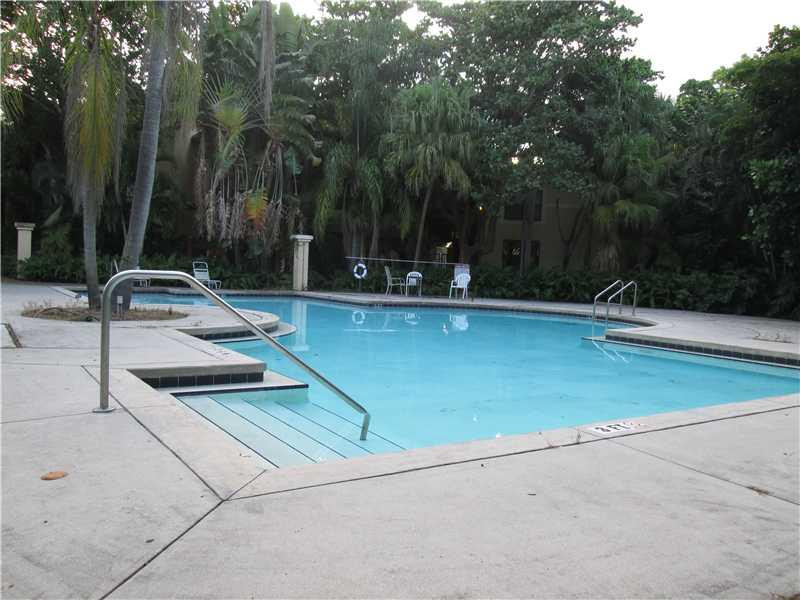 4441 West McNab Road, Unit 16 Pompano Beach, FL 33069 - Photo 11 of 13 Pool