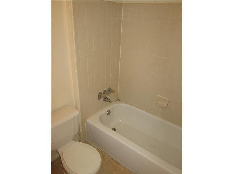 4441 West McNab Road, Unit 16 Pompano Beach, FL 33069 - Photo 7 of 13 Bathroom