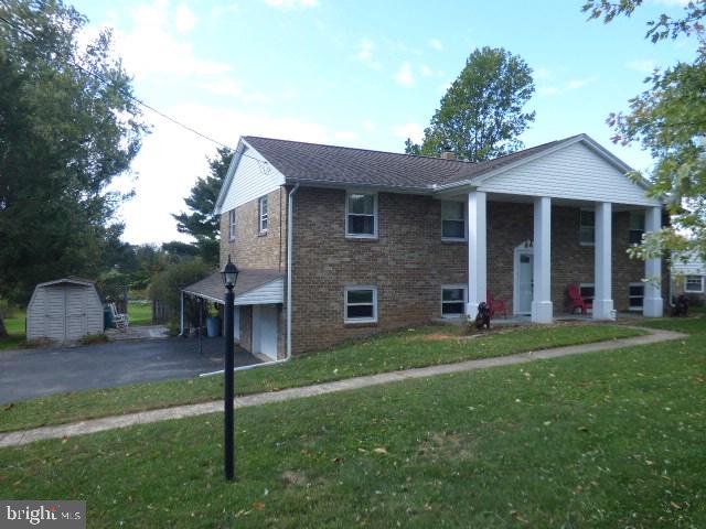 628 Nottingham Way Red Lion, PA 17356 - Photo 1 of 21 Gallery Image 1