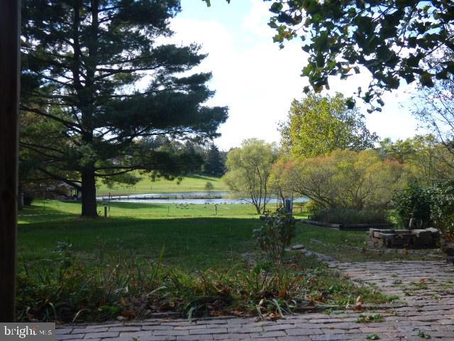 628 Nottingham Way Red Lion, PA 17356 - Photo 7 of 21 Gallery Image 7