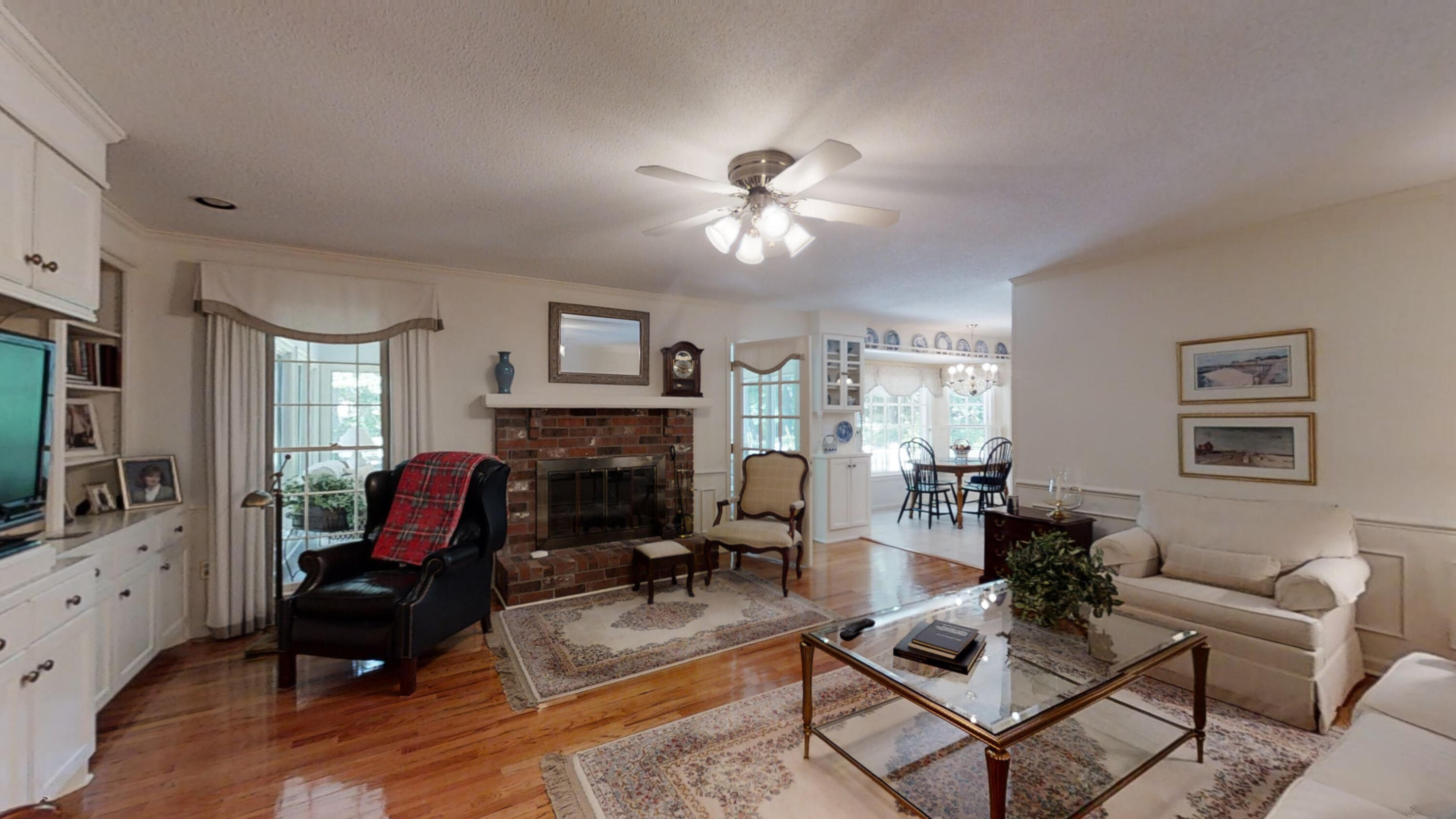 835 Law Lane Mount Pleasant, SC 29464 - Photo 17 of 54 Family Room