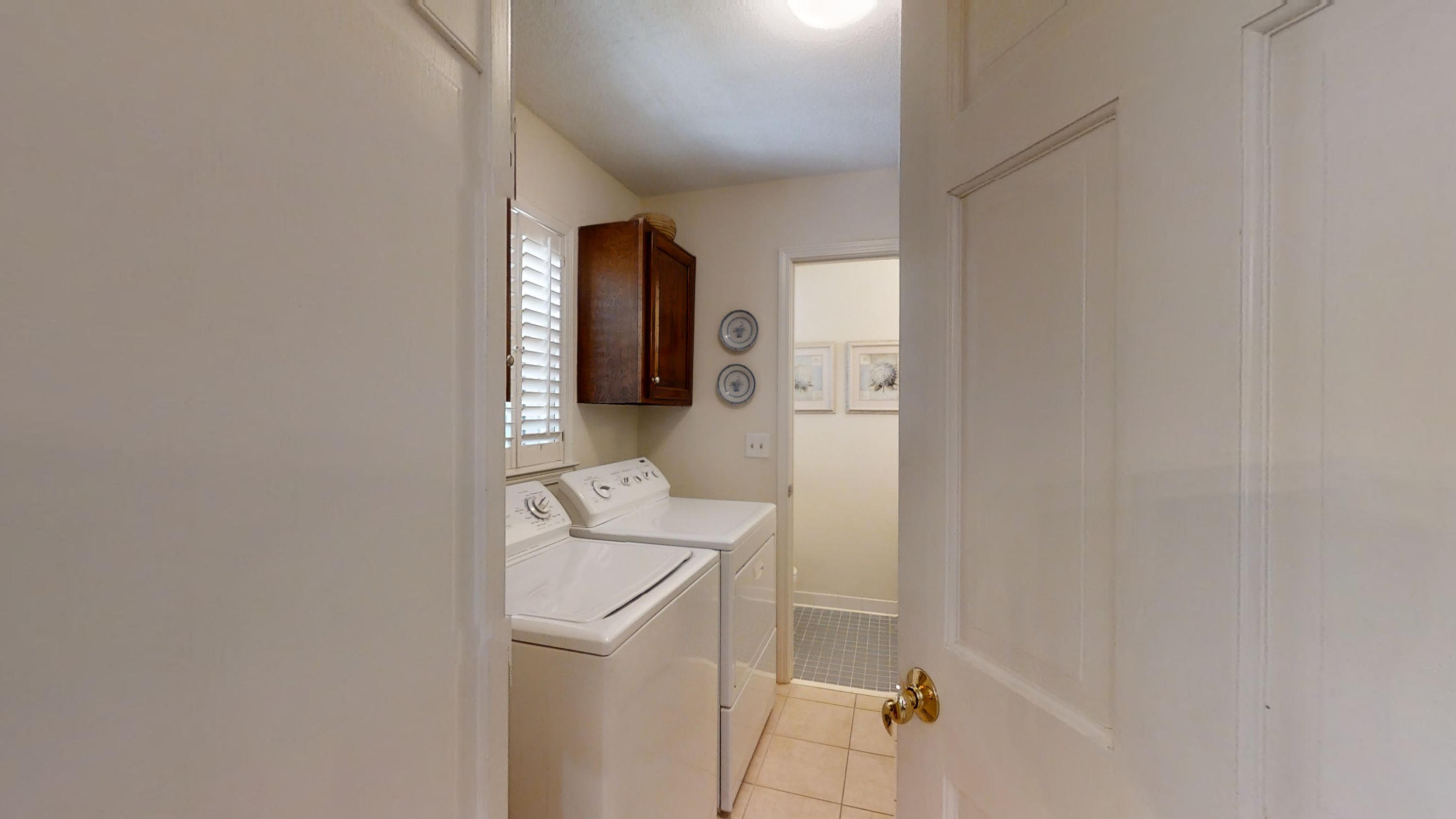 835 Law Lane Mount Pleasant, SC 29464 - Photo 21 of 54 Laundry Room