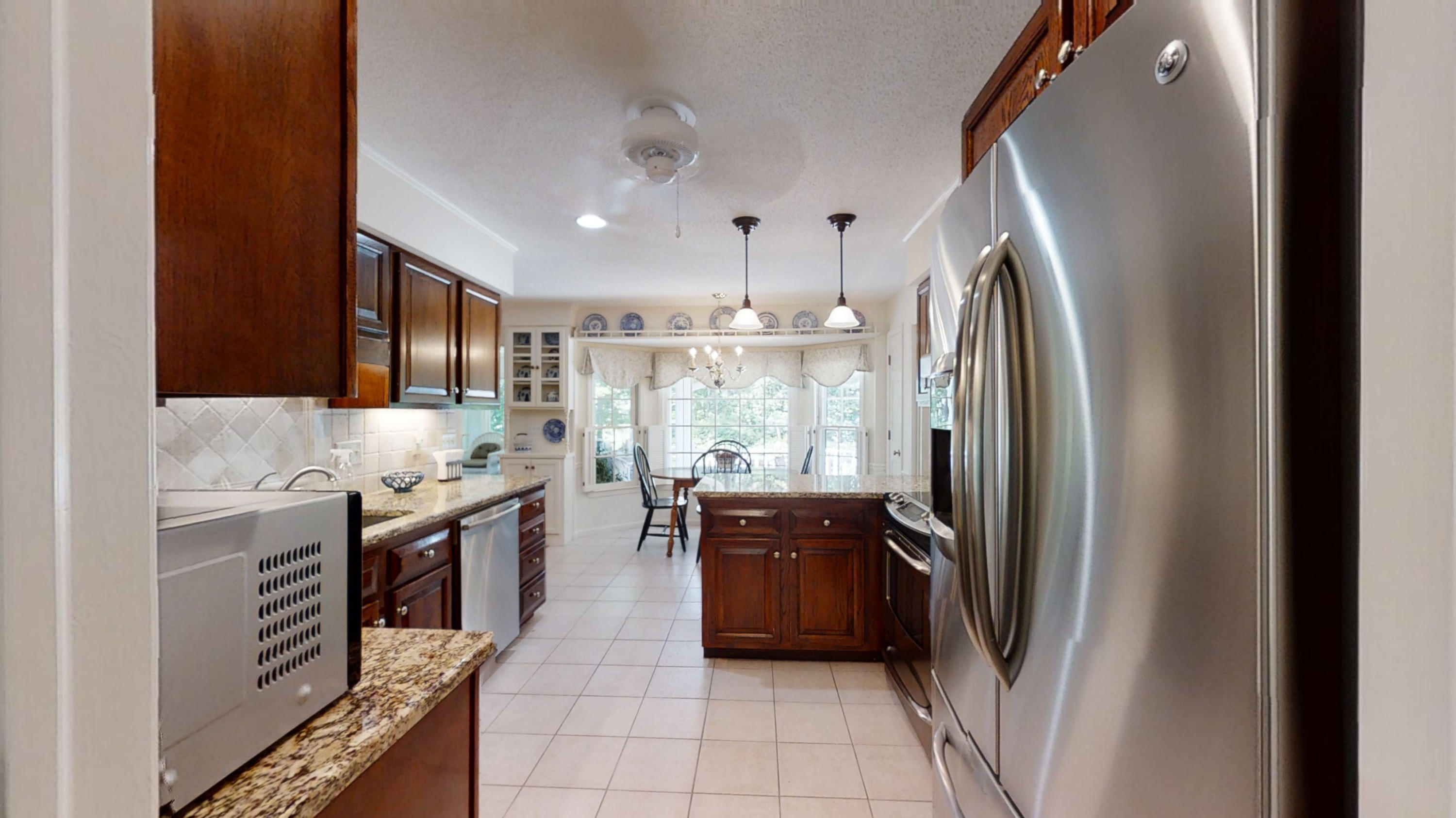 835 Law Lane Mount Pleasant, SC 29464 - Photo 23 of 54 Kitchen