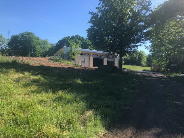 334 Cathcart Road Frankewing, TN 38459 - Photo 10 of 25 a view of a house with a yard